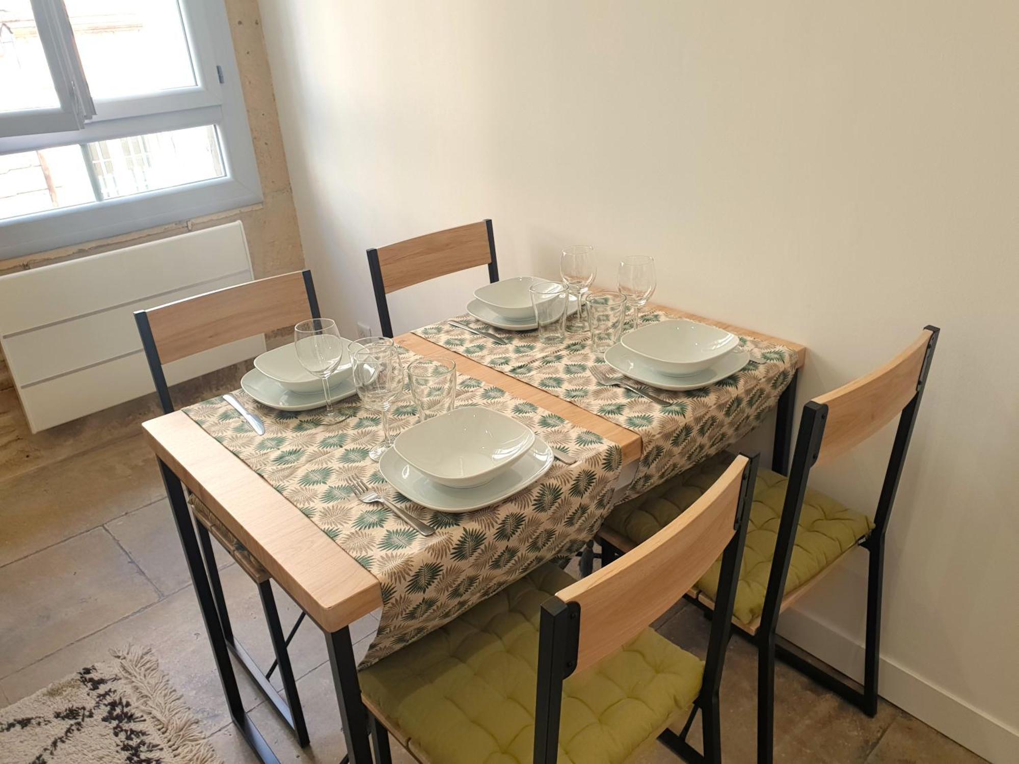 Appartement Cosy Dans Le Centre Historique モンペリエ エクステリア 写真